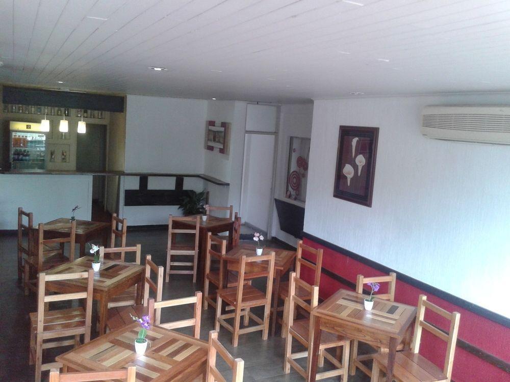 Nuevo Hotel Misiones Puerto Iguazu Bagian luar foto
