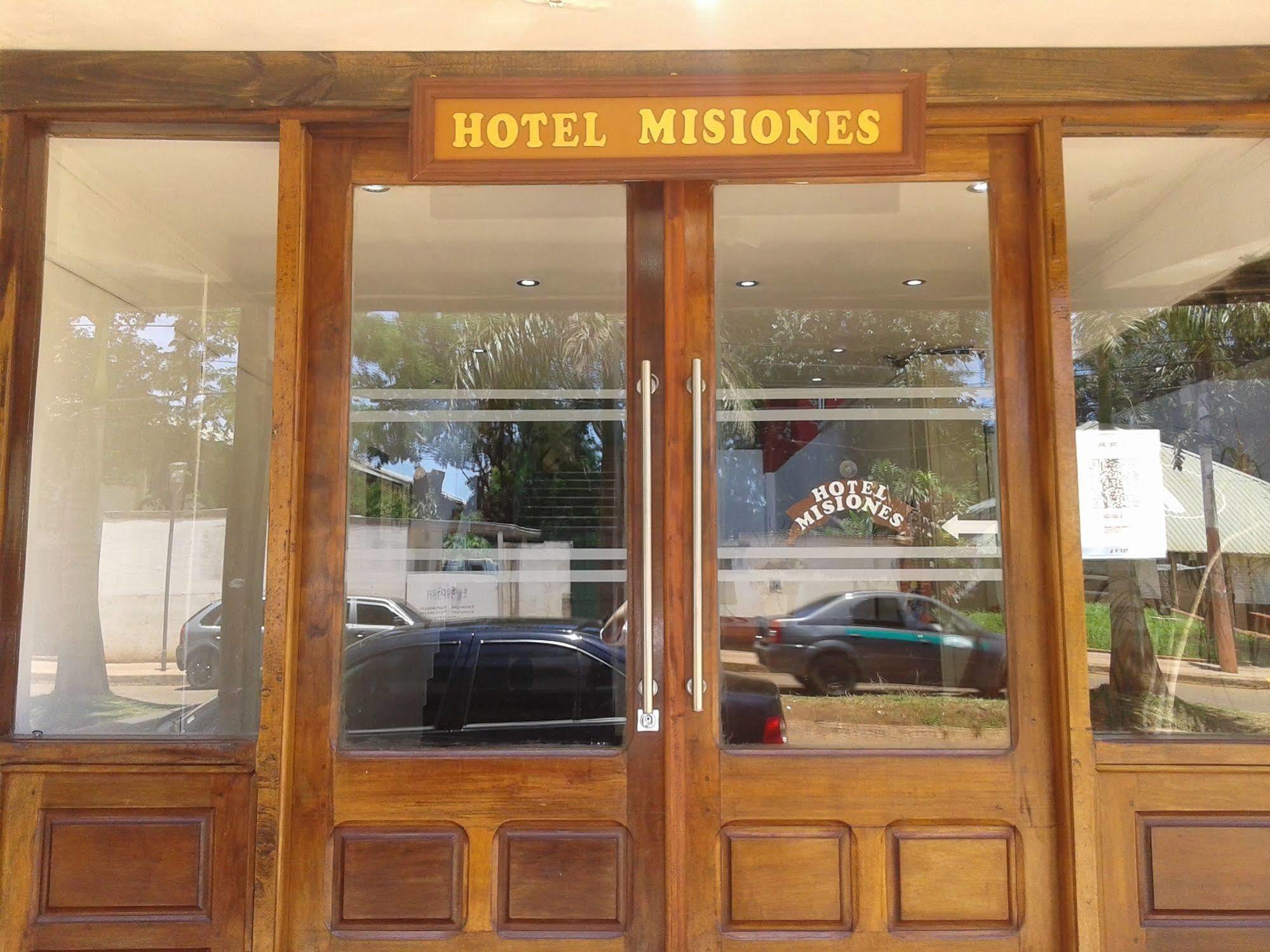 Nuevo Hotel Misiones Puerto Iguazu Bagian luar foto